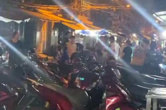 Quan 10, TP HCM: Sau phan anh cua bao chi, duong D8 khong con nhech nhac-Hinh-7