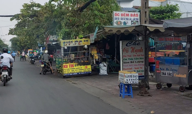 Quan 7, TP HCM: Via he khong danh cho nguoi di bo?-Hinh-10