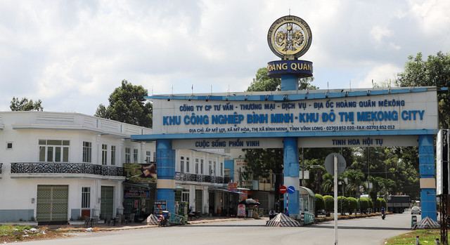 Dai gia dia oc Vinh Long bi phat vi ban nha trai quy dinh