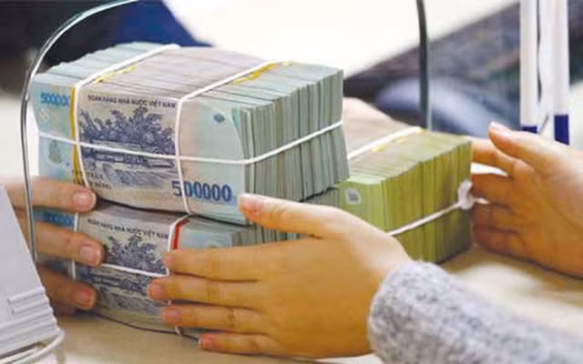 Diem ten 17 nha bang mien, giam phi dich vu chuyen tien cho giao dich nho