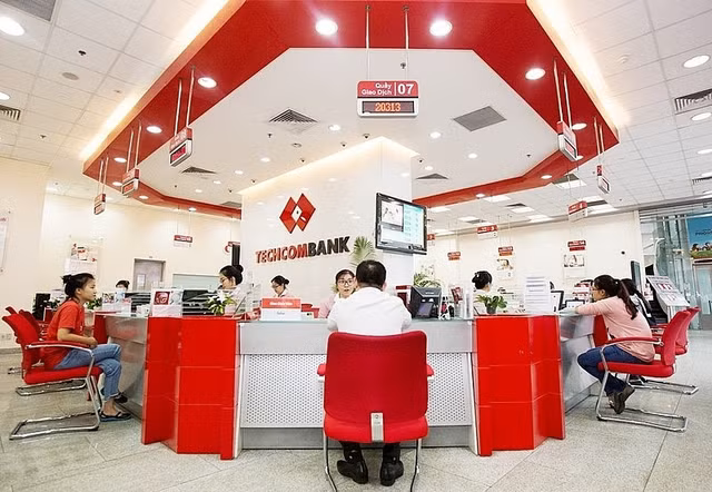 Techcombank len ke hoach lai 27.000 ty, tang 16% so nam truoc