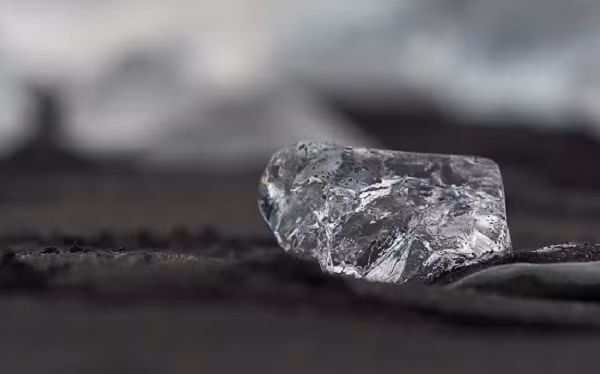 Phat hien kim cuong doi mau quy hiem co gia hang tram nghin USD-Hinh-6