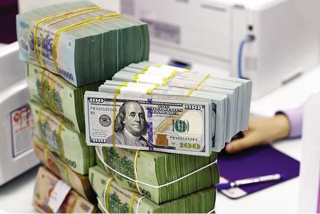 Cac cong ty chung khoan: Ngan hang Nha nuoc se khong dao chieu chinh sach tien te