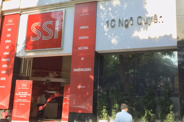 SSI quyet dinh vay them 85 trieu USD bo sung von luu dong