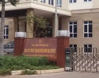 Cong ty TNHH Thuong mai va Dich vu Nguyet Nga co rui ro cao ve thue