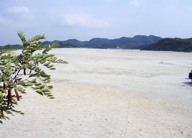 Điều đặc biệt ở sa mạc “đắt giá” nhất Trung Quốc - Hình 11 Dieu dac biet o sa mac “dat gia” nhat Trung Quoc-Hinh-11