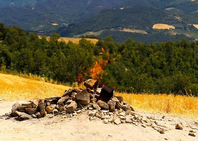 Thú vị núi lửa chỉ giống bếp lò nấu ăn - Hình 9 Thu vi nui lua chi giong bep lo nau an-Hinh-9