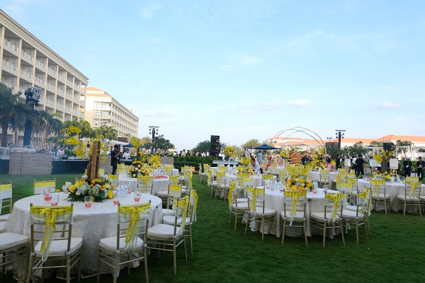 Bí ẩn đám cưới giới siêu giàu Ấn Độ tại Sheraton Grand Đà Nẵng Resort - Hình 4 Bi an dam cuoi gioi sieu giau An Do tai Sheraton Grand Da Nang Resort-Hinh-4