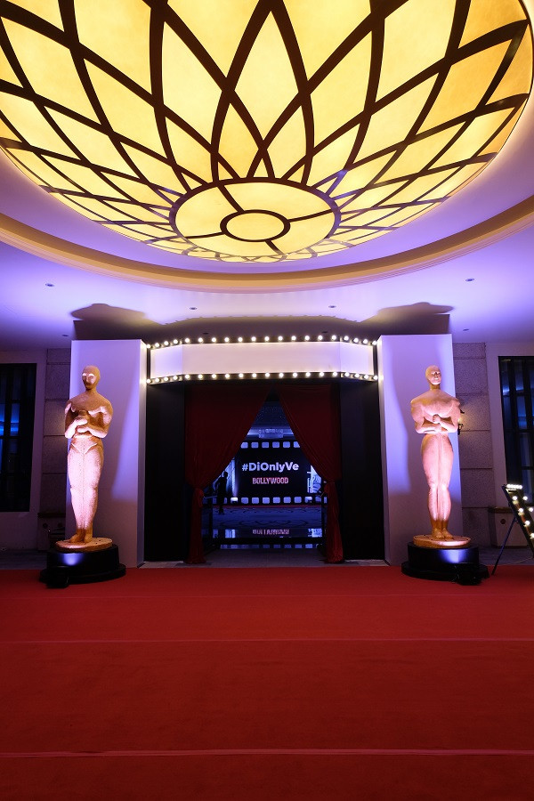 Bí ẩn đám cưới giới siêu giàu Ấn Độ tại Sheraton Grand Đà Nẵng Resort - Hình 5 Bi an dam cuoi gioi sieu giau An Do tai Sheraton Grand Da Nang Resort-Hinh-5