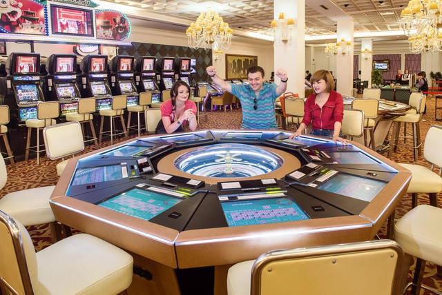 Liên tục thua lỗ, chủ Casino lớn nhất Quảng Ninh vẫn đặt kế hoạch có lãi năm 2020 Lien tuc thua lo, chu Casino lon nhat Quang Ninh van dat ke hoach co lai nam 2020