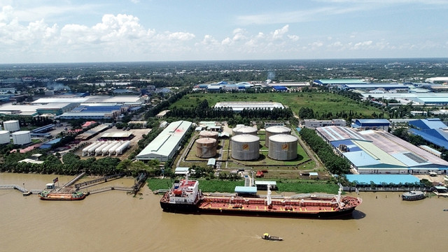 Bán 'chui' hơn 700.000 cổ phiếu PSH, lãnh đạo của Dầu khí Nam Sông Hậu bị phạt 100 triệu đồng Ban 'chui' hon 700.000 co phieu PSH, lanh dao cua Dau khi Nam Song Hau bi phat 100 trieu dong