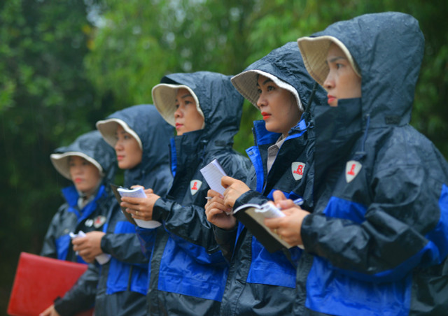 Nghệ sĩ nhiếp ảnh Nguyễn Á triển lãm và ra mắt hai sách ảnh - Hình 7 Nghe si nhiep anh Nguyen A trien lam va ra mat hai sach anh-Hinh-7