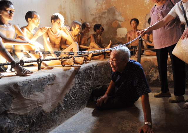 Nghệ sĩ nhiếp ảnh Nguyễn Á triển lãm và ra mắt hai sách ảnh - Hình 5 Nghe si nhiep anh Nguyen A trien lam va ra mat hai sach anh-Hinh-5