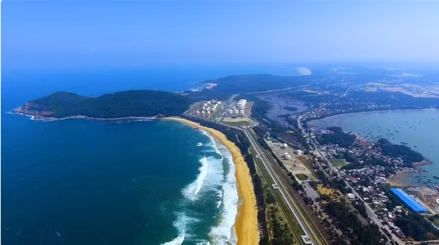 Dung Quất - nơi bắt nguồn cho khát vọng phát triển ngành lọc hóa dầu Việt Nam Dung Quat - noi bat nguon cho khat vong phat trien nganh loc hoa dau Viet Nam