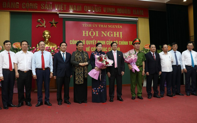 Chân dung nữ tân Bí thư Thái Nguyên sinh năm 1970 Chan dung nu tan Bi thu Thai Nguyen sinh nam 1970