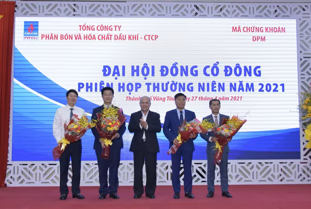 DPM co Chu tich moi, ke hoach lai truoc thue 437 ty dong