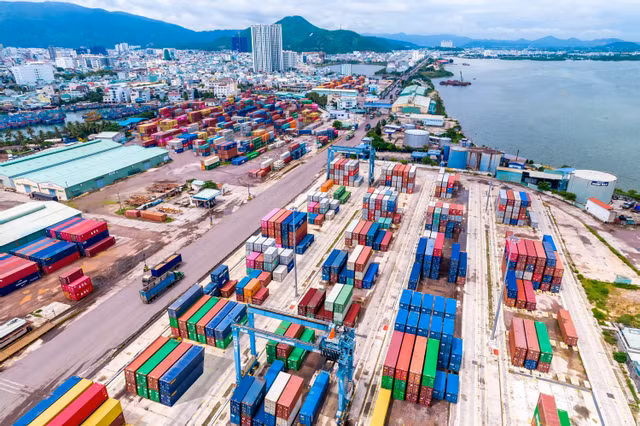 Cang Quy Nhon bao lai 2022 lao doc sau 3,5 nam ve lai Vinalines, gia tri loi ich cua Hop Thanh chua xac dinh duoc