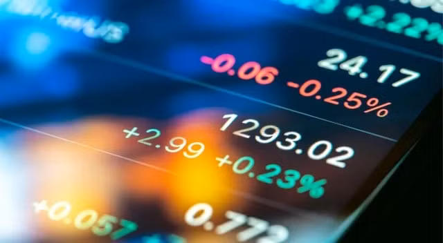 Chung khoan ngay 26/8: Nen rot tien vao co phieu nao?