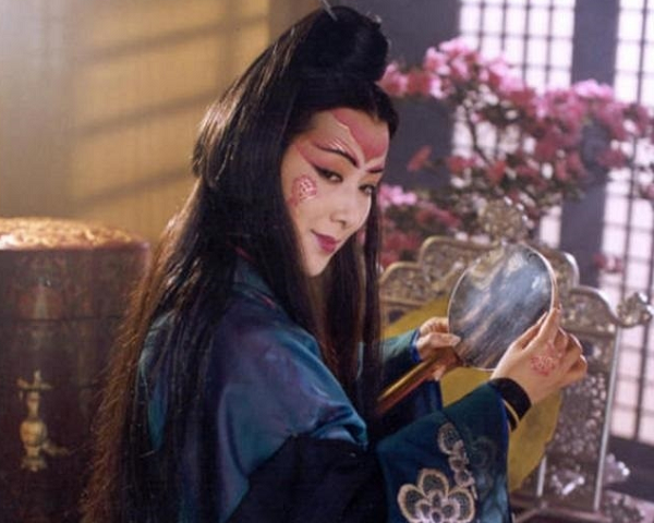 Tiểu thuyết Kim Dung: Sự thật về cao thủ Đông Phương Bất Bại - Hình 2 Tieu thuyet Kim Dung: Su that ve cao thu Dong Phuong Bat Bai-Hinh-2