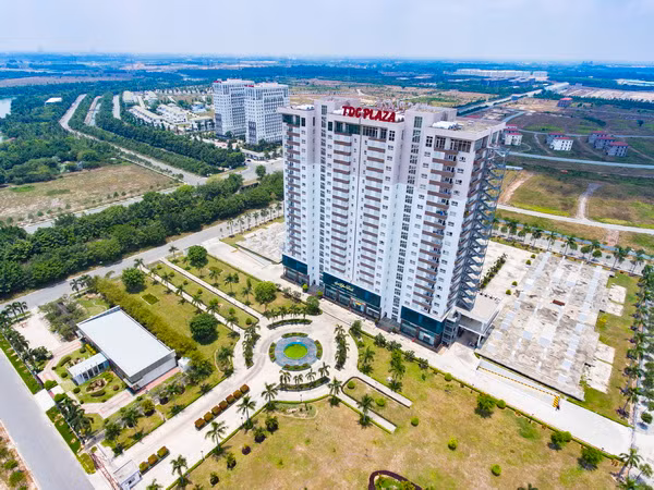 Cong ty con cua Becamex IDC gap kho khi hang ban bi tra lai, no qua han, thieu von lam du an