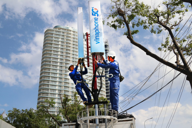 VinaPhone 5G phủ sóng Lễ hội Pháo hoa Quốc tế Đà Nẵng 2023 VinaPhone 5G phu song Le hoi Phao hoa Quoc te Da Nang 2023
