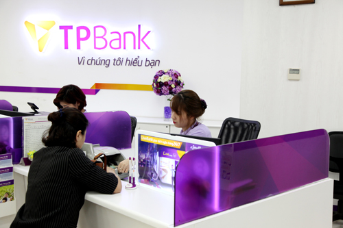 TPBank bị khách hàng tố tự động trừ tiền khi chưa biết khiếu nại đúng hay sai TPBank bi khach hang to tu dong tru tien khi chua biet khieu nai dung hay sai