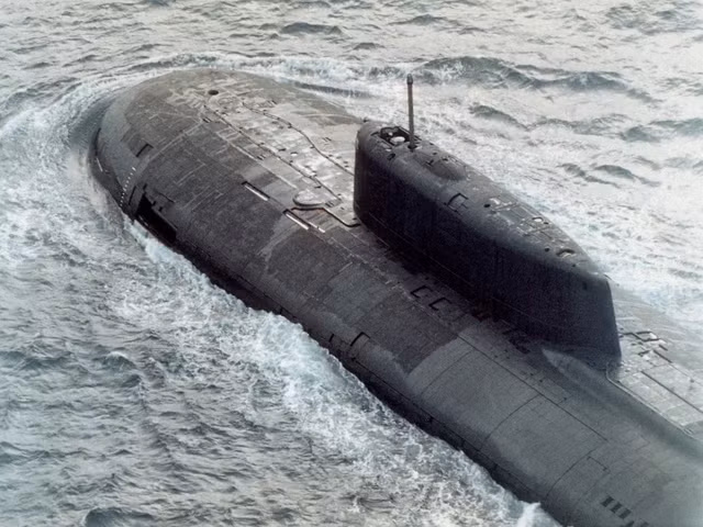 Suc manh cua ngu loi Poseidon: Khi gioi vo song cua hai quan Nga-Hinh-7