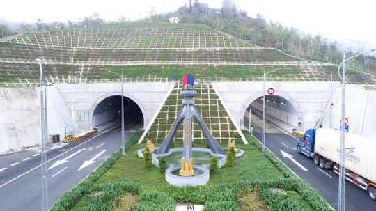 Biên lãi gộp khủng, Đèo Cả báo lãi ròng 6 tháng gấp hơn 5 lần lên 123 tỷ đồng Bien lai gop khung, Deo Ca bao lai rong 6 thang gap hon 5 lan len 123 ty dong