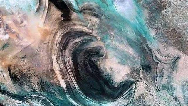 Chi tiết vùng đất gọi là "tai của địa ngục" ở Trung Quốc Chi tiet vung dat goi la