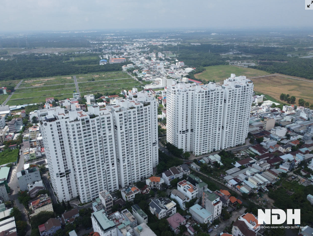 Loạt chung cư 'mọc' dọc đường Nguyễn Hữu Thọ TP HCM - Hình 14 Loat chung cu 'moc' doc duong Nguyen Huu Tho TP HCM-Hinh-14
