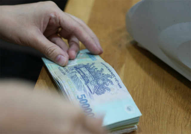 Yêu cầu các ngân hàng giảm lãi suất cho vay thêm khoảng 2% Yeu cau cac ngan hang giam lai suat cho vay them khoang 2%
