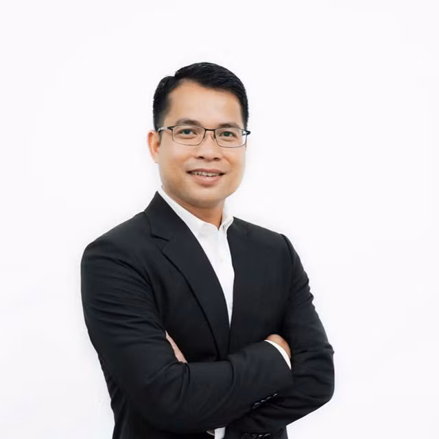 Chan dung tan Giam doc cao cap Tai chinh cua PNJ