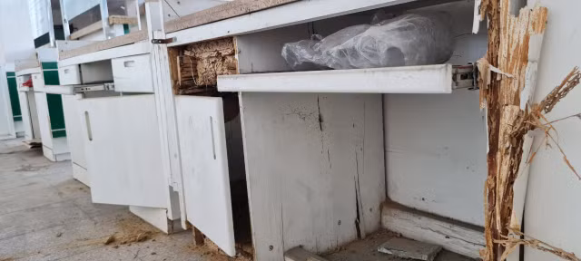 Can canh ben xe bo hoang o Da Nang dang duoc ngan hang rao ban de thu hoi no-Hinh-17