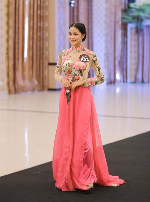 Hotgirl Gie Trieng tiet lo bi quyet de co voc dang nong bong-Hinh-4