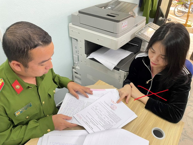 Đang chờ thụ án, cựu nhân viên ngân hàng MBbank vẫn lừa đảo hơn 800 triệu Dang cho thu an, cuu nhan vien ngan hang MBbank van lua dao hon 800 trieu