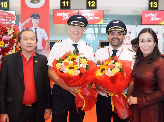 Vietjet vua khai truong duong bay thang giua Ahmedabad (An Do) va Da Nang-Hinh-3