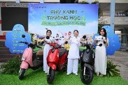 Xe máy điện VinFast ‘khuấy đảo’ trường học Nhỏ gọn, cá tính thân thiện - Hình 5 Xe may dien VinFast ‘khuay dao’ truong hoc Nho gon, ca tinh than thien-Hinh-5