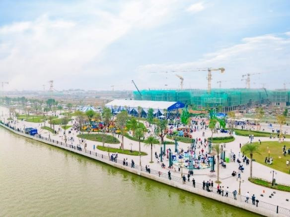 Chớp thành công cơ hội cuối, nhà đầu tư Vinhomes Global Gate nhắn nhủ - Hình 4 Chop thanh cong co hoi cuoi, nha dau tu Vinhomes Global Gate nhan nhu-Hinh-4