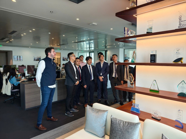 Hop tac chien luoc voi tap doan tai chinh toan cau ARC-Hinh-2