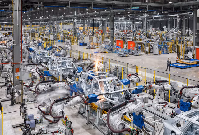 Vingroup thanh lap cong ty nghien cuu va phat trien nguoi may