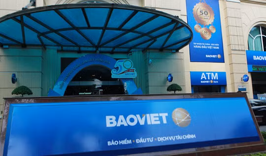 Co phieu Tap doan Bao Viet van lao dao du lai lon, Sumitomo Life rot them von