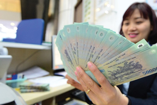 So sánh năng suất lao động của nhân viên ngân hàng top 5 về lợi nhuận So sanh nang suat lao dong cua nhan vien ngan hang top 5 ve loi nhuan