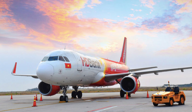 Vietjet hoãn trả cổ tức bằng cổ phiếu để chào bán riêng lẻ giá 100.000 đồng/cp Vietjet hoan tra co tuc bang co phieu de chao ban rieng le gia 100.000 dong/cp