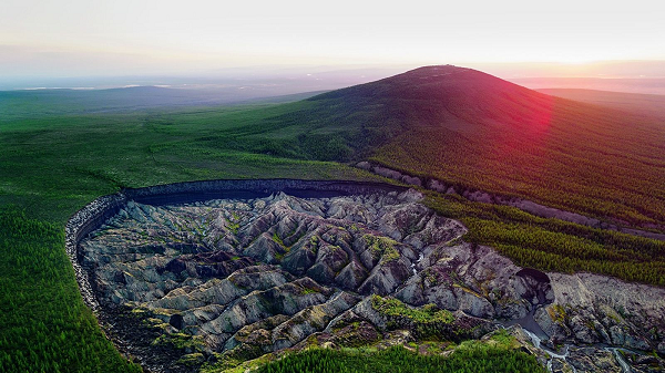Lo ngại thảm họa xảy ra khi “Cánh cửa địa ngục” ở Siberia ngày càng mở rộng Lo ngai tham hoa xay ra khi “Canh cua dia nguc” o Siberia ngay cang mo rong