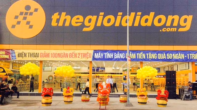 Dong tien am 1.300 ty, vay no ngan han len 13.000 ty: Nhung con so dang ngai cua TGDD