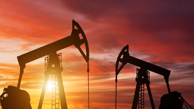 Gia dau tang vot len 92 USD/thung tac dong the nao den co phieu dau khi?