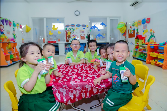 Sữa học đường tại Đà Nẵng: Đầu tư hôm nay, cho tương lai chất lượng - Hình 3 Sua hoc duong tai Da Nang: Dau tu hom nay, cho tuong lai chat luong-Hinh-3