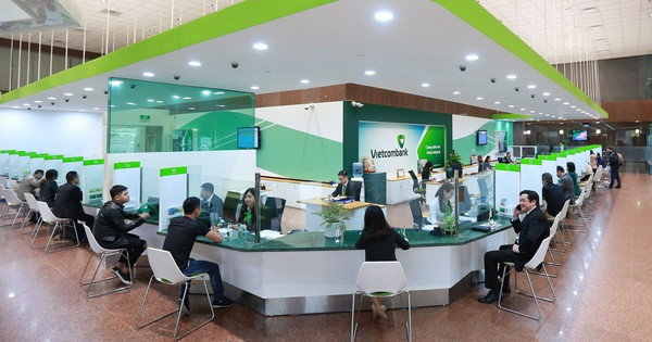 Lợi nhuận quý 3 của Vietcombank đi lùi 21%, nợ xấu có dấu hiệu tăng Loi nhuan quy 3 cua Vietcombank di lui 21%, no xau co dau hieu tang