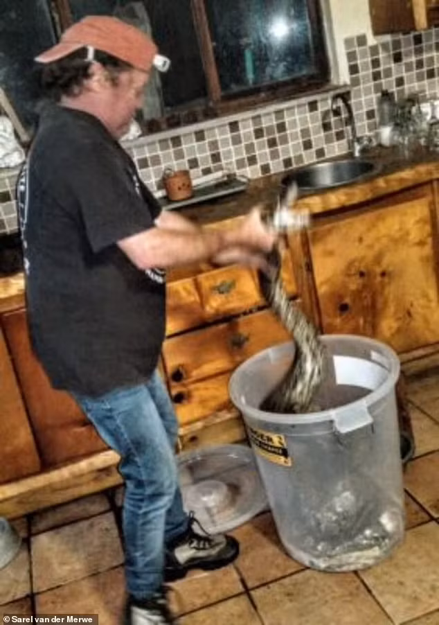 Trai nghiem kinh hoang khi nghe tieng dong la tu nha bep vao dem khuya-Hinh-3