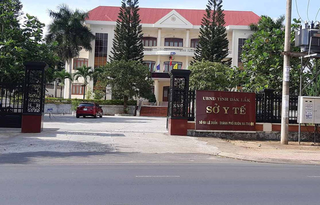 Phát hiện 10 nhân viên Sở Y tế Đắk Lắk dùng bằng giả Phat hien 10 nhan vien So Y te Dak Lak dung bang gia